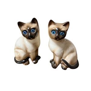 Vintage Enesco Siamese Cat Pair Ceramic Figurines 7" tall Blue Eyes